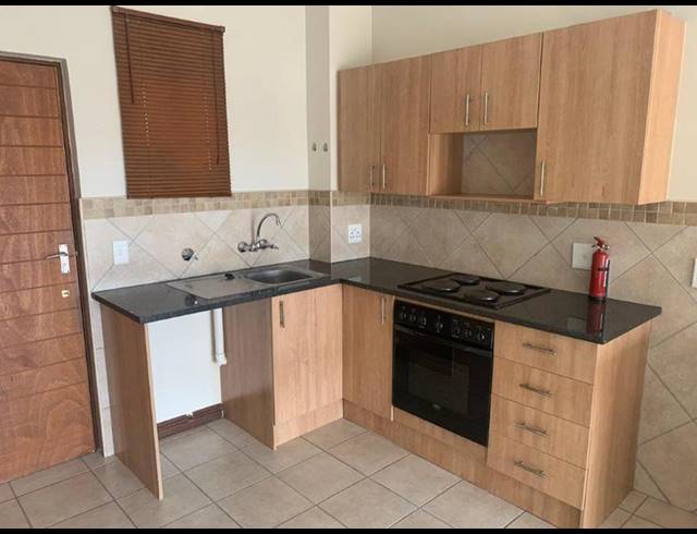 1 BEDROOM PROPERTY TO RENT IN BRENTWOOD PARK